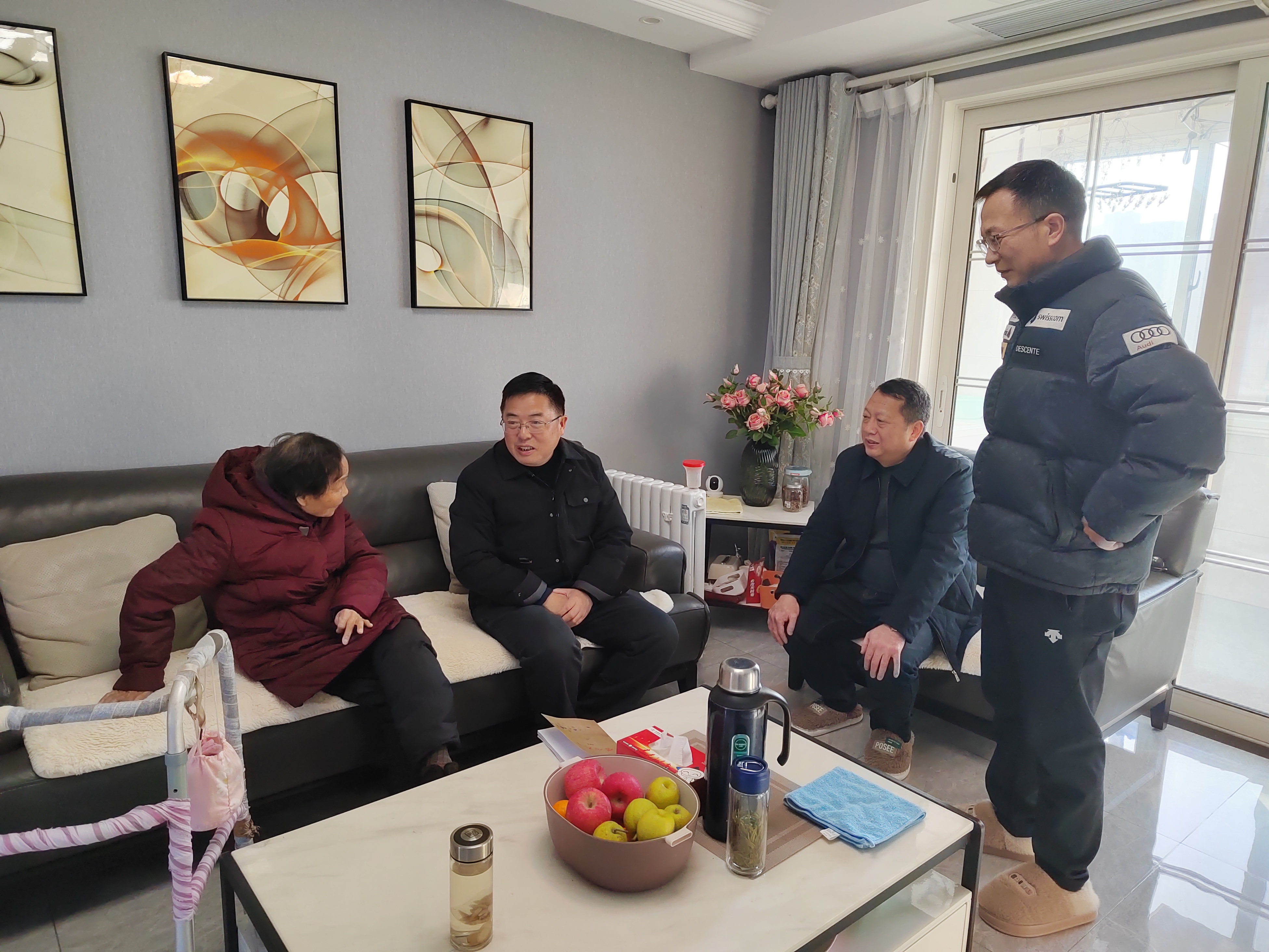 退休教师慰问7.jpg